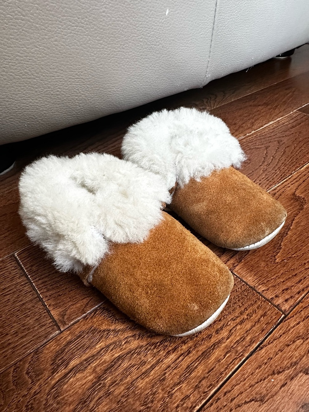 Heyfolks Sheepskin Warm Slippers